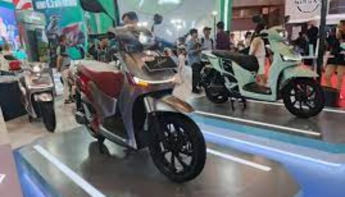 Indomobil Emotor Luncurkan Tyranno 2025: Motor Listrik Tangguh, Futuristik, dan Siap Hadapi Tantangan