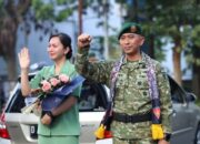 Tangis Haru Warnai Pelepasan Letkol Arm Ihalauw Garry Herlambang Dari Jabatan Danyonarmed 1 Kostrad