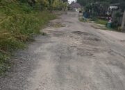 Akses Jalan Rusak, Proyek Rel Kereta Api Dituding Abaikan Warga