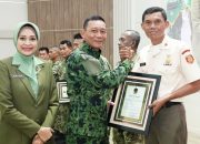 Pangkostrad Pimpin Lepas Sambut Asintel dan Danpom Kostrad serta Pelepasan Personel Purna Tugas